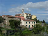 Sentieri 5 Terre :: Sentieri Val di vara :: Albergo Ristorante Locanda "La Campana d'Oro" - Beverino