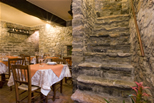 Sentieri 5 Terre :: Sentieri Val di vara :: Albergo Ristorante Locanda "La Campana d'Oro" - La sala piccola del ristorante